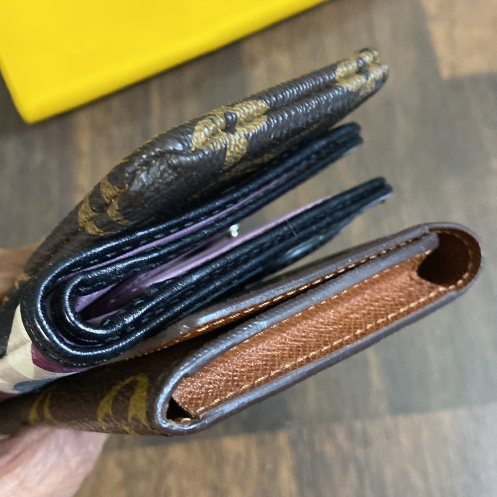 Wallets 4 Lots Bundle - Picture 8 of 16